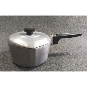 Wagner Ware Sidney Magnalite 2 QT 4682-P Pot with Lid